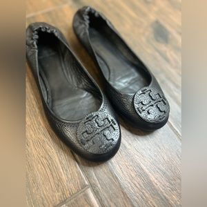 Tory Burch Women’s Reva Black Leather Flats - Size 9